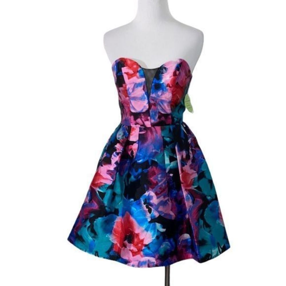 B Darlin floral sweetheart‎ strapless dress size 3/4